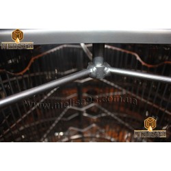 Медогонка 3-х рамкова не поворотна нержавіюча AISI 304 без підставки Медогонка 3-х рамкова не поворотна нержавіюча AISI 304 без підставки