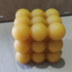 Свичка "Bubble" 60 мм х 60 мм х 60 мм. Свичка "Bubble" 60 мм х 60 мм х 60 мм.